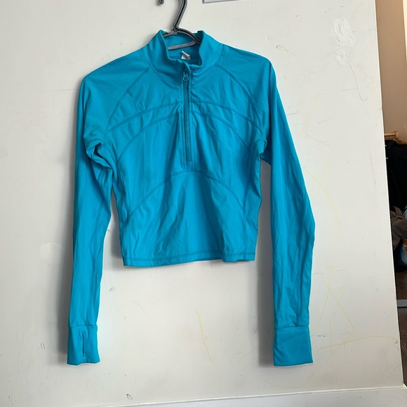 Aqua blue women’s workout top - Picture 1 of 1